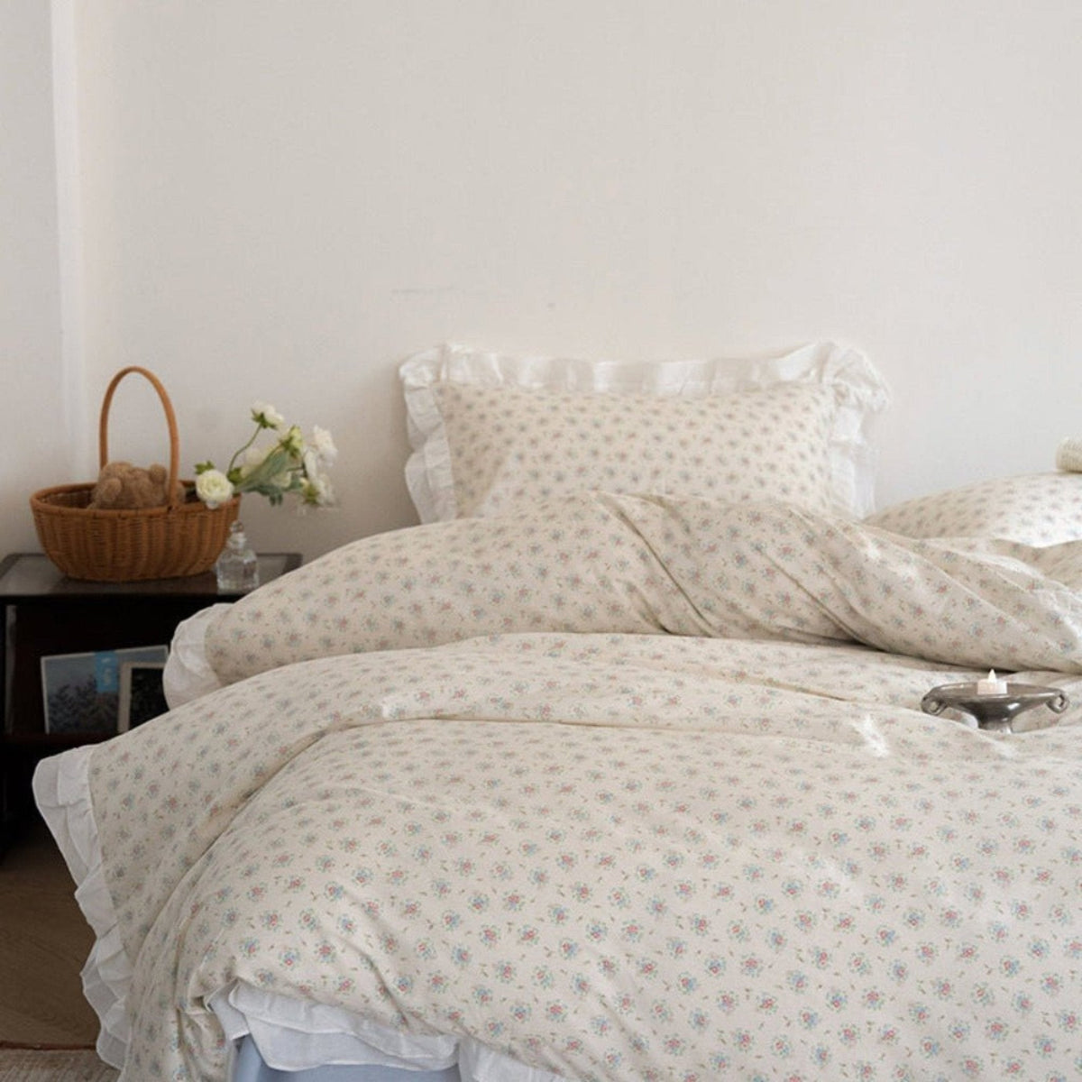 Annie Lace Ruffle Floral Bedding Set / Pink Beige