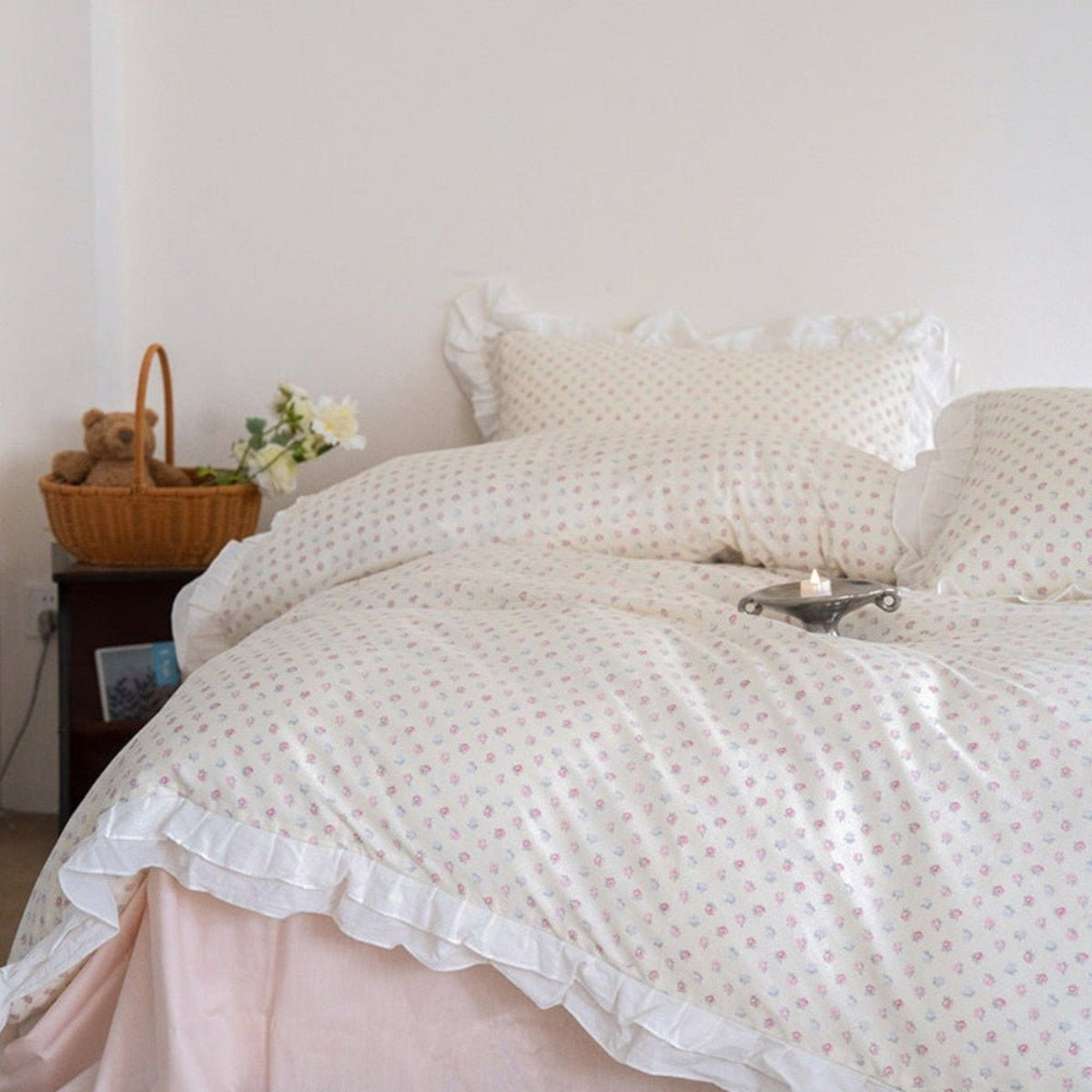 Annie Lace Ruffle Floral Bedding Set / Pink Beige